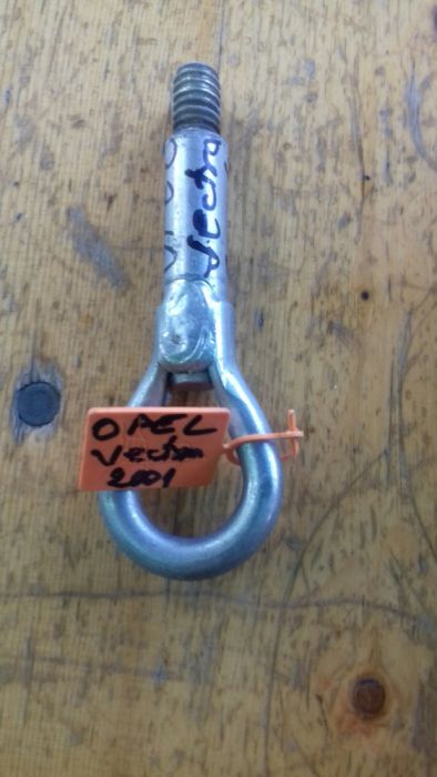 Vand cui / carlig tractare autoturism