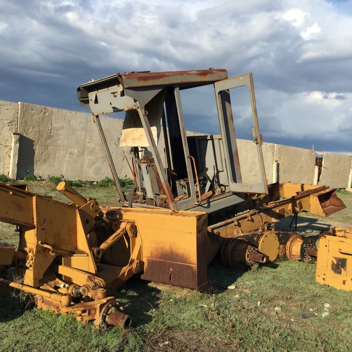 Автоорейдер на запчасти.