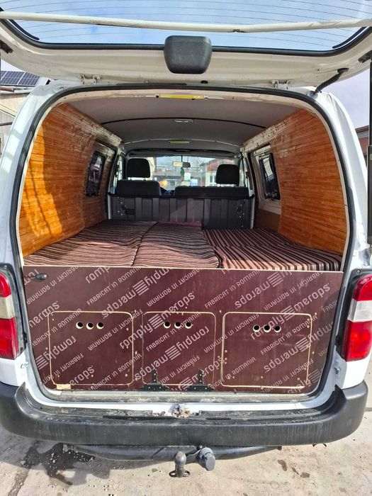 Toyota 4×4 mini-camper