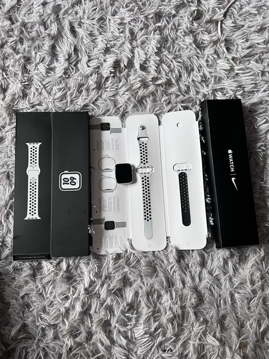 Apple watch SE Nike