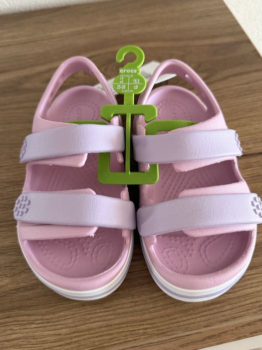 Нови сандали Crocs за момиче р-р 25-26