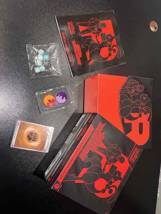 Pokemon карти, кутии, стикери и много други