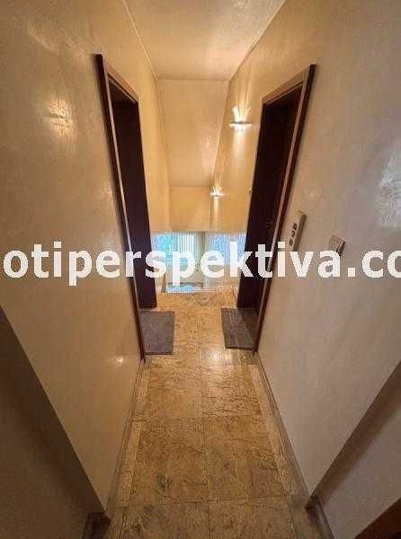 Продава се Тристаен апартамент в Пловдив, Център - 190 кв.м за 1383 €/кв.м - Снимка #12