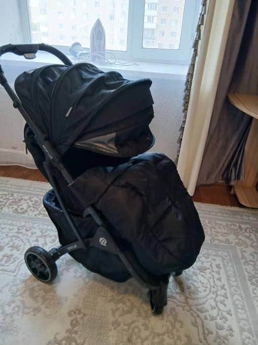 Продам Коляска  б/у