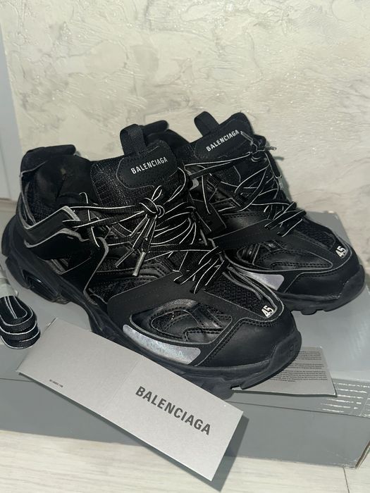 Balenciaga Track
