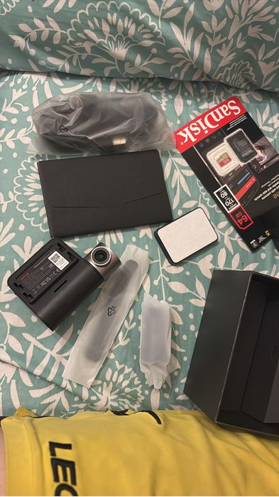 Vand camera 70 Mai A510 ca noua