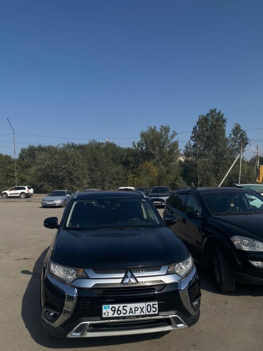 Фара для Mitsubishi Outlander