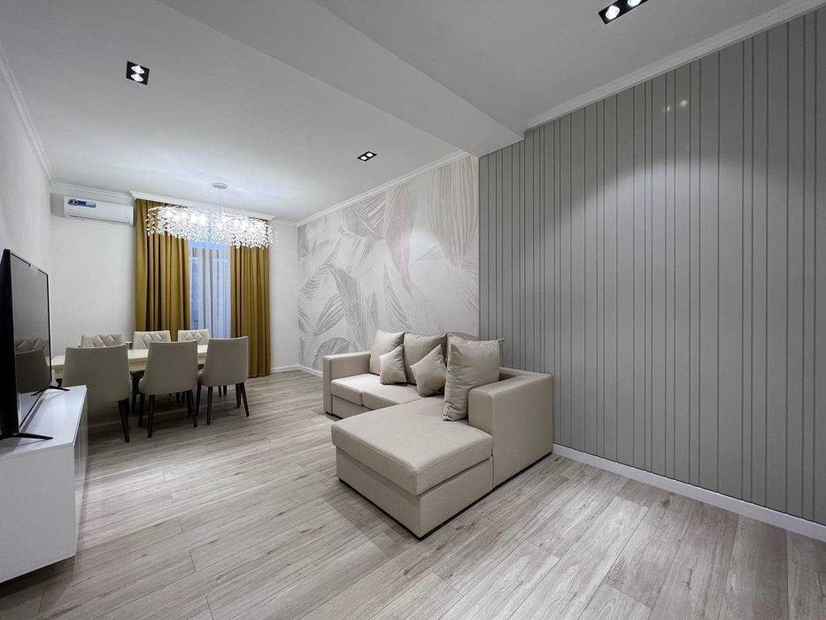 Гостиница Россия! Сдается новая 3-ком в центре города! Новостройка