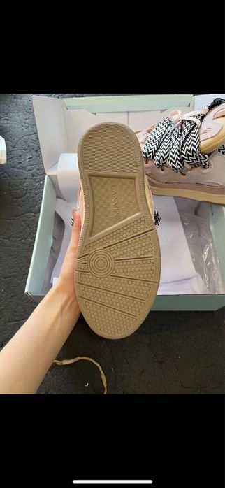 Lanvin curb calitate premium