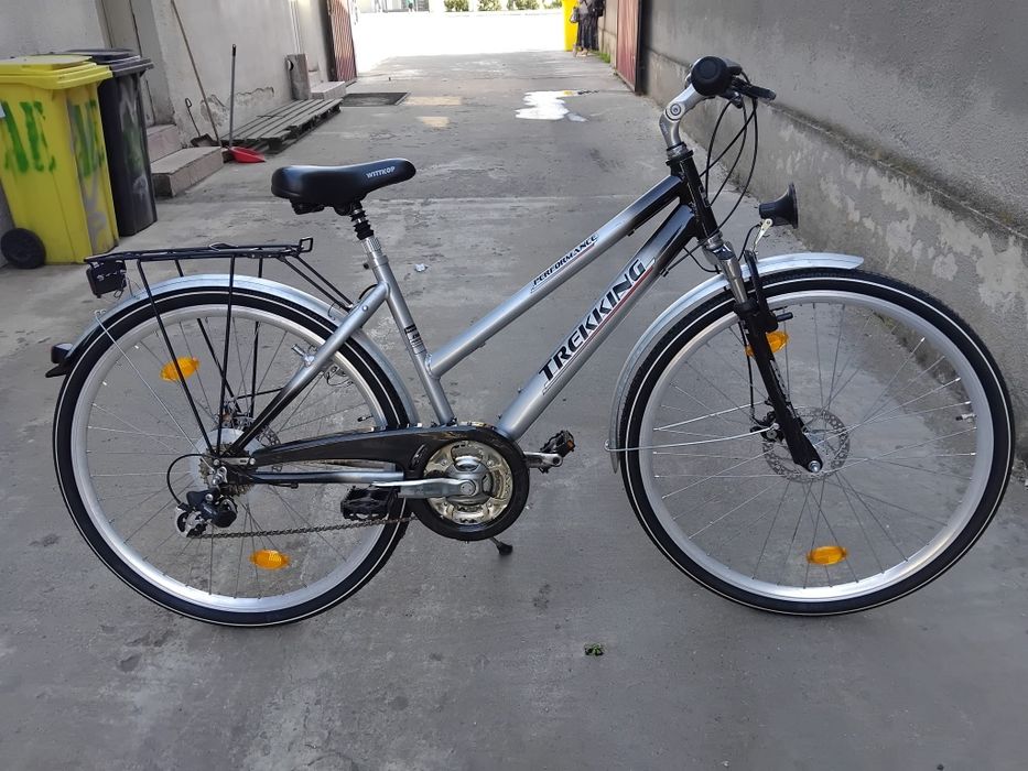 Vând bicicleta din aluminiu