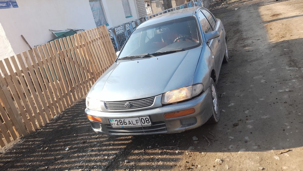 Мазда 323 сатылады