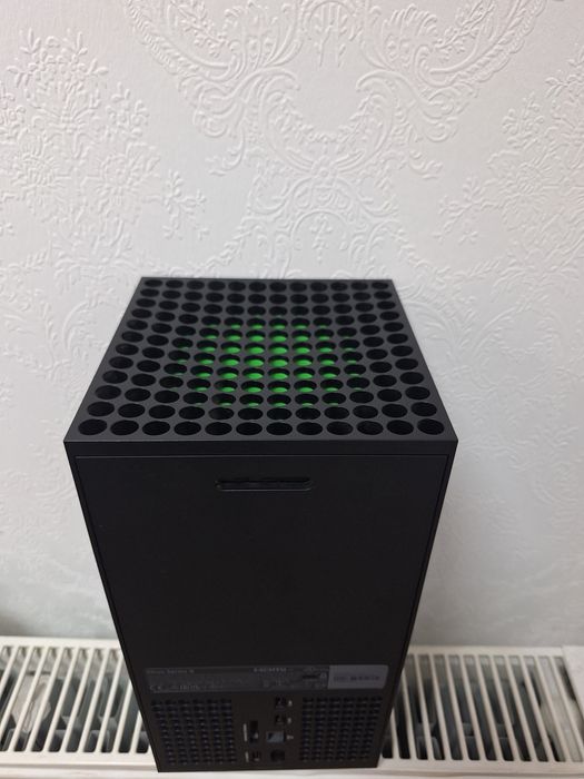 Xbox Series X, 1TB, 1 x Controller, Impecabil