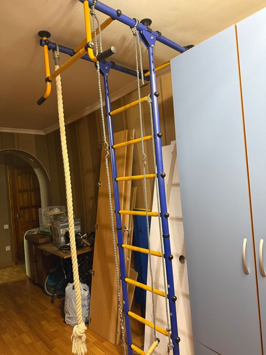 Шведская стенка - турник