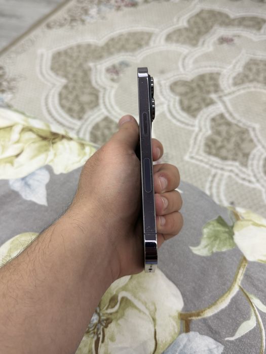 iPhone 14 Pro в хорошем состоянии