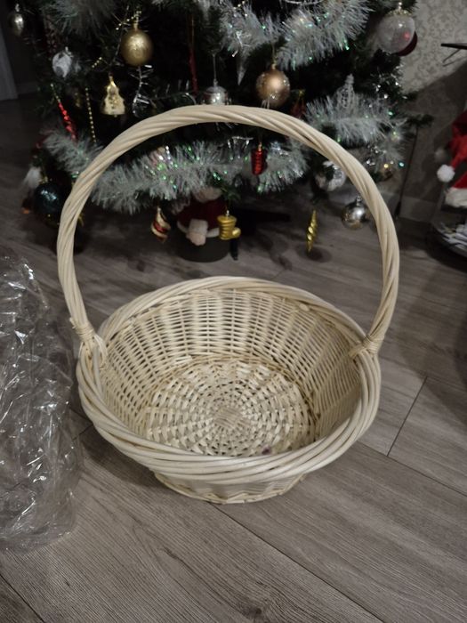 Корзины подарочные. Новые. 7 шт.