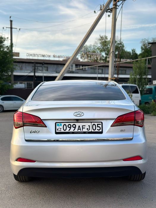 Hyundai i 40  продам