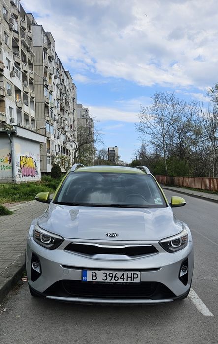 Kia Stonic 2019 1.4 бензин автоматик