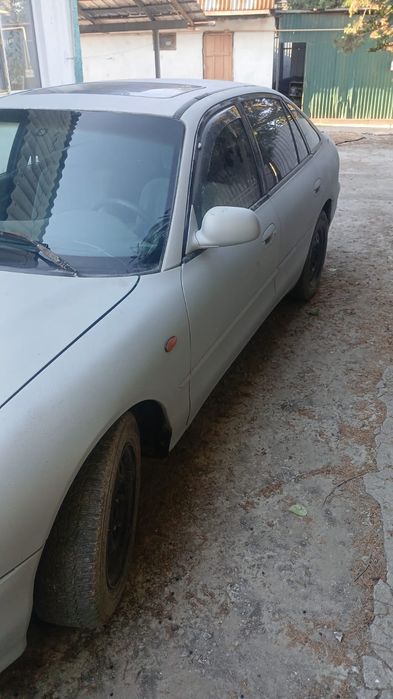 Mitsubishi Galant, 1994