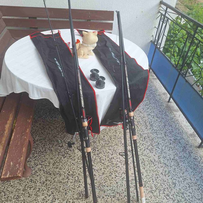 Коплект 2 броя въдици Осако 3.5 либри и 2 броя макара Делфин