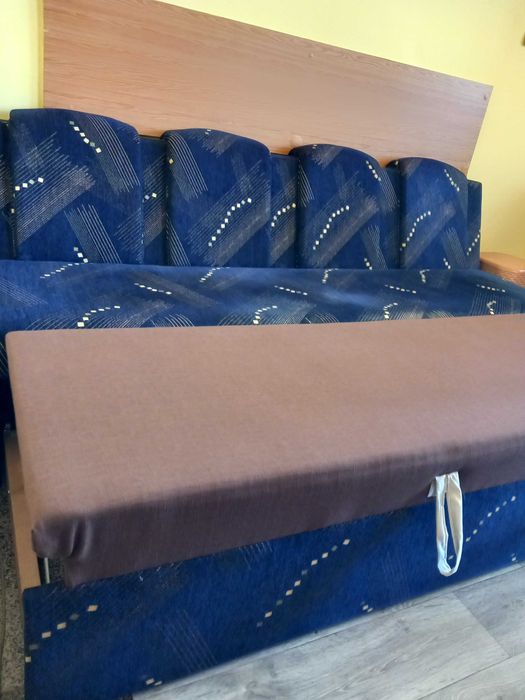 4 местен разтегателен диван