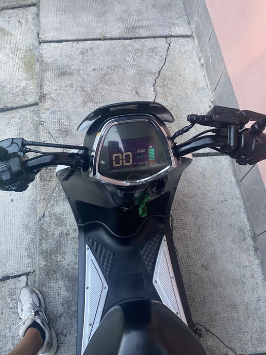 Scuter electric retro