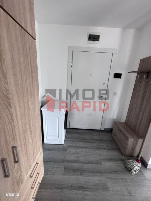 De închiriat apartament 3 camere str. Calea Moldovei (KFC,MALL)