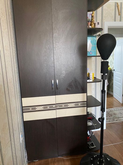 Продажа шкафа гарнитура