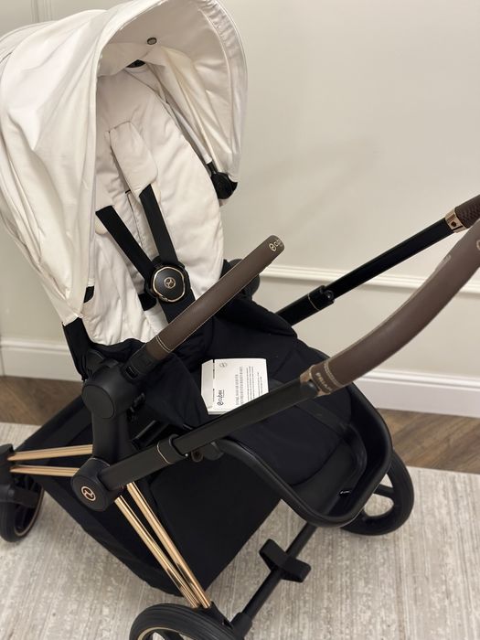 Cybex Platinum Priam 4