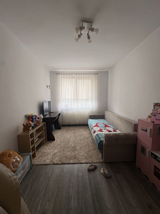 Apartament cu 2 camere de vânzare