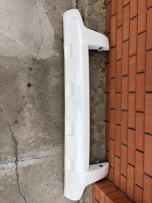 Продам бампер на губу на прадо150