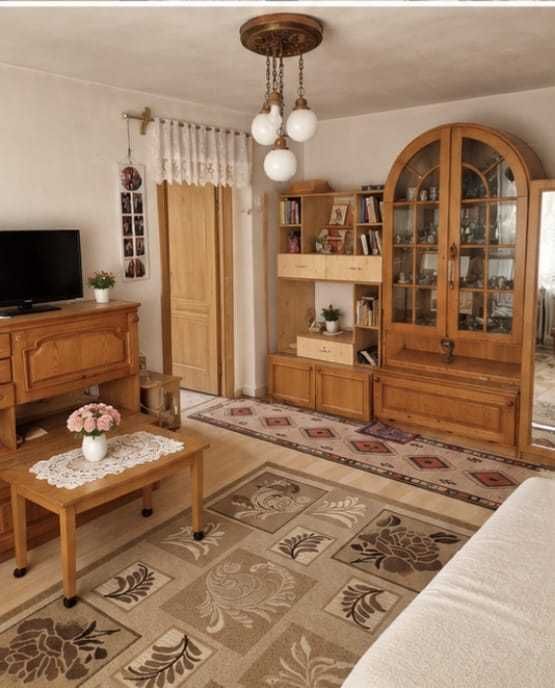 Vand apartament 2 camere