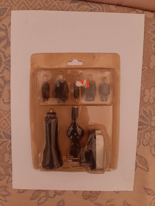 Продаётся новые зарядки для сотового телефона