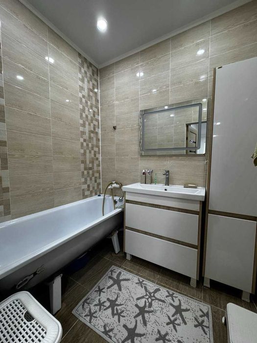 Продам 4х комн кв Батыс