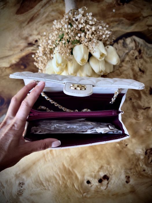 Клъч/ чанта капитонирана кожа Chanel