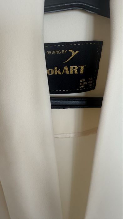 Пиджак женский красивый