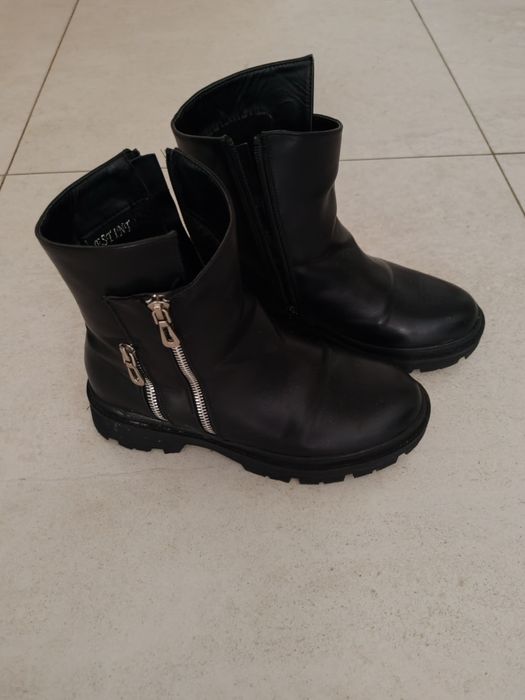 Vând ghete dama noi și purtate