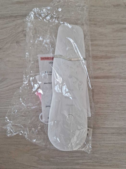 Уред за почистване на лице