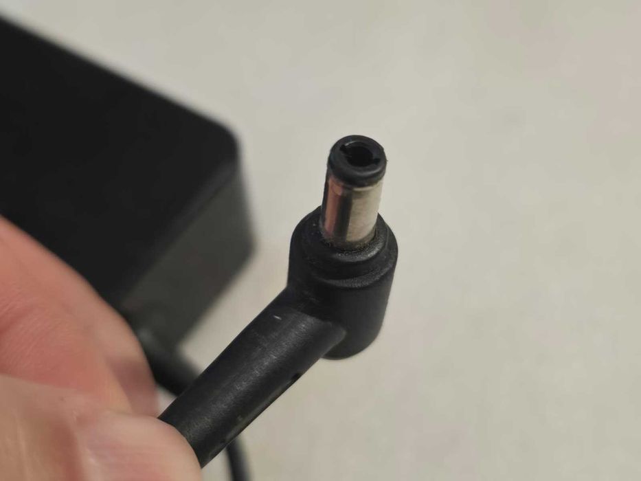 Alimentator laptop original ASUS ADP-65DW C 19V 3.42A 65W 5.5mm x2.5mm