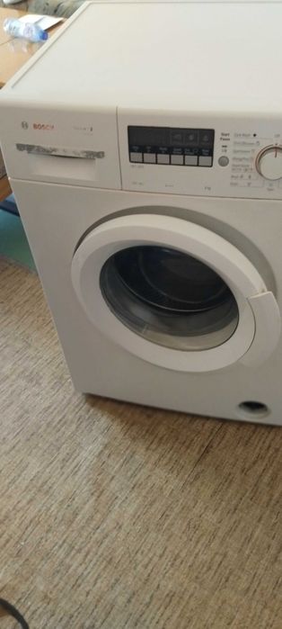 Продавам пералня  Bosch