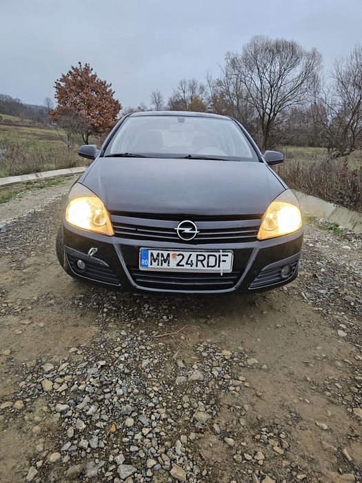 Opel astra h 2004