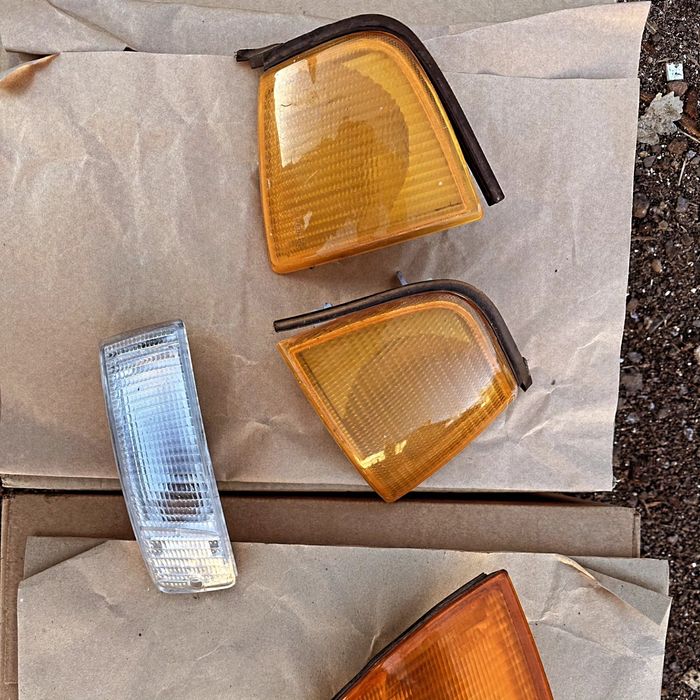 Запчасти ауди фонари