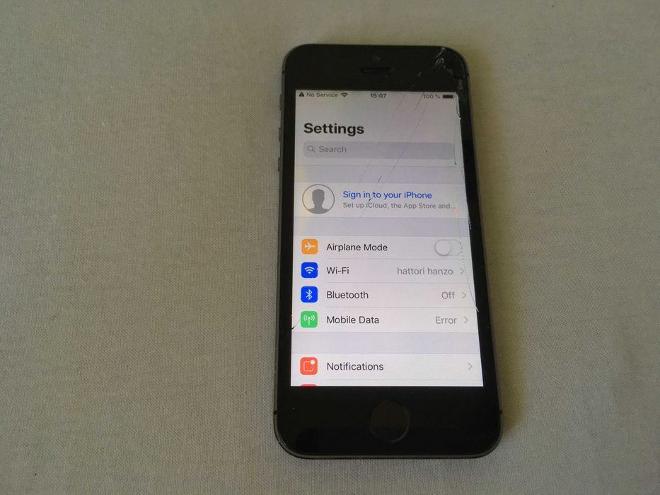 iphone 5s space gray 16 gb, nu citeste cartela