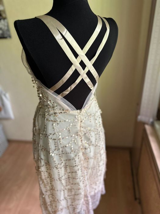 Платье длинное с пайетками