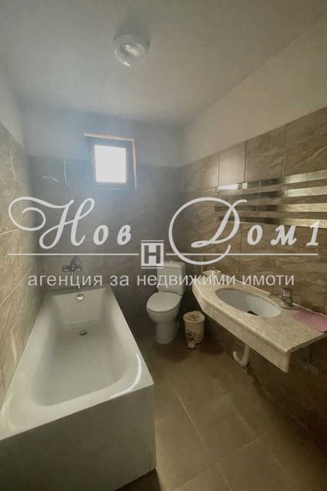 Дава се под наем Къща в Варна, Галата - 140 кв.м за 847.62 € - Снимка #13