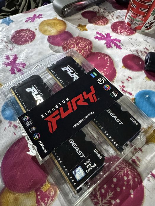 Memorie Kingston FURY Beast RGB 16GB DDR4 3600MHz