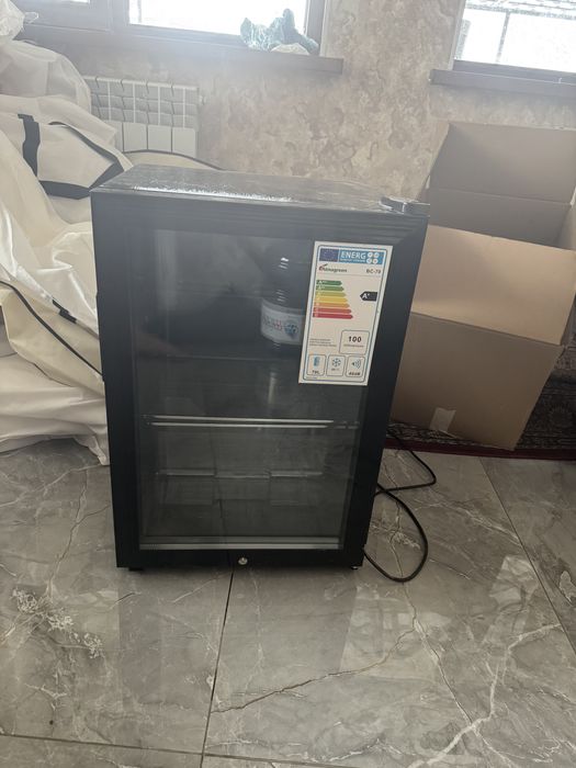 Холодильник мини-бар Almagreen BC-70, 70л