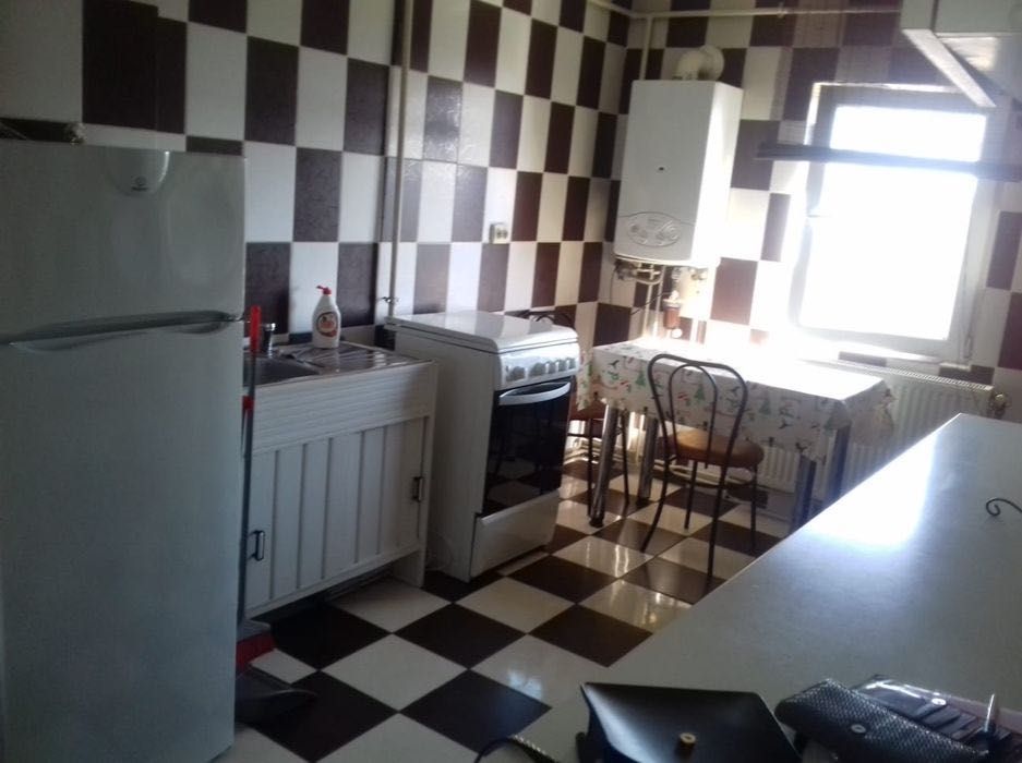 De inchiriat, apartament, 2 camere, Filiasi, judet Dolj