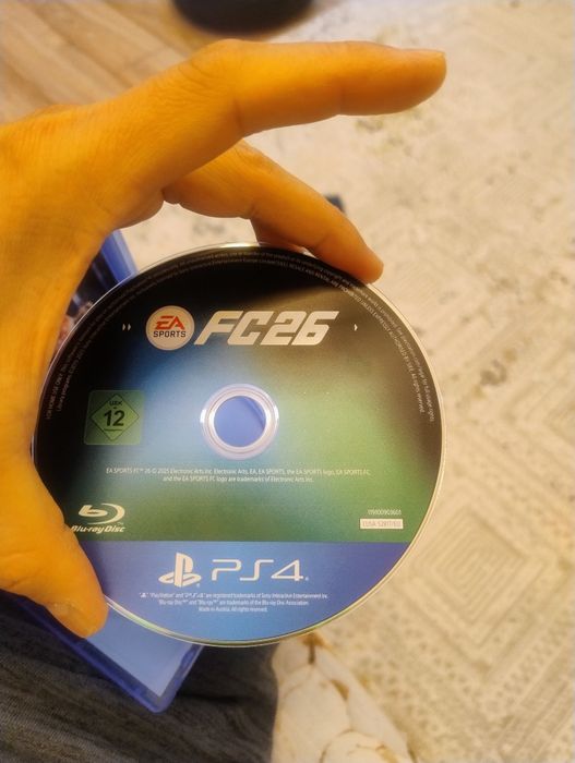Продам Fifa 26 на PS4
