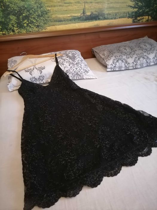 Черна официална рокля