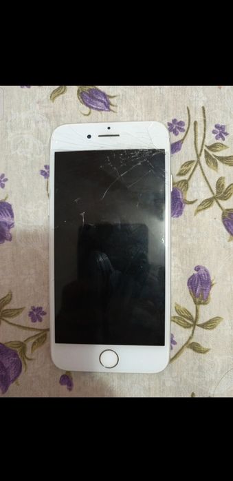 iPhone 7 silver -pentru piese